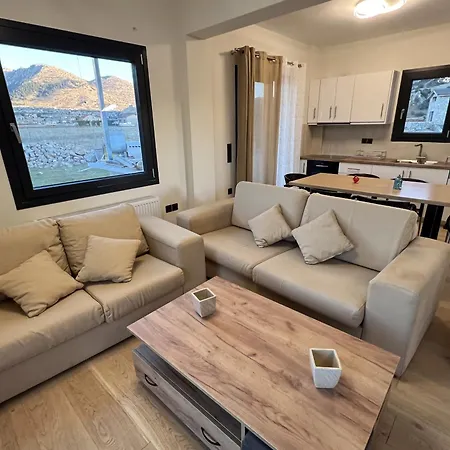 Harry Arachova Βίλα