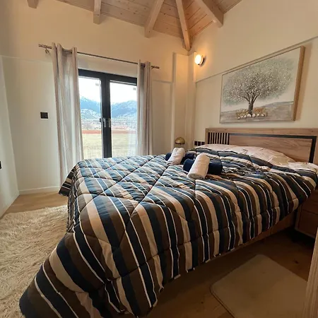 Harry Arachova Villa *